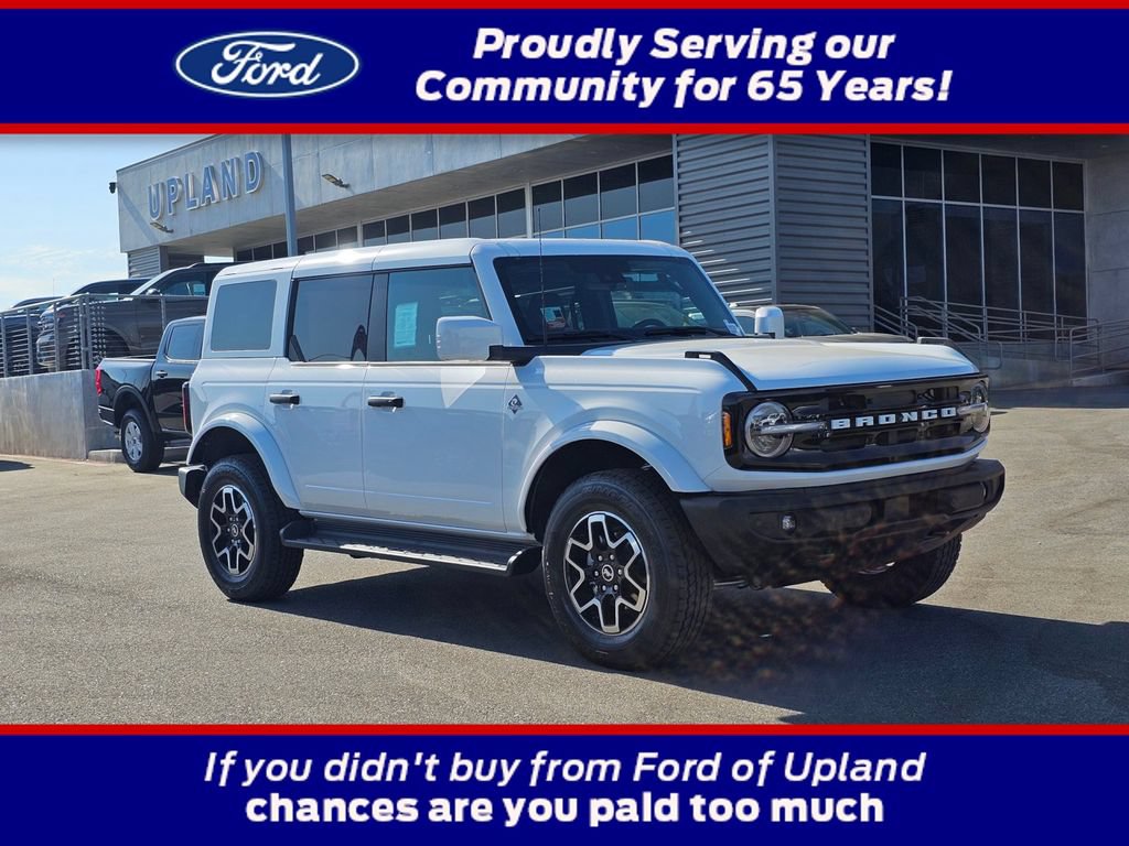 New 2026 Ford Bronco Outer Banks AWD/4WD image 1