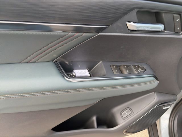 New 2026 GMC Acadia AT4 w/ Luxury Package image 17