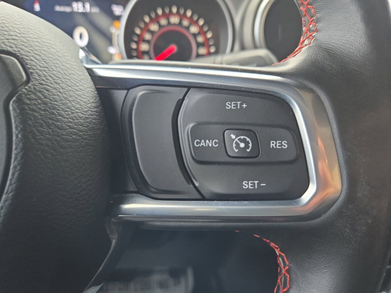 Used 2020 Jeep Gladiator Rubicon AWD/4WD image 16