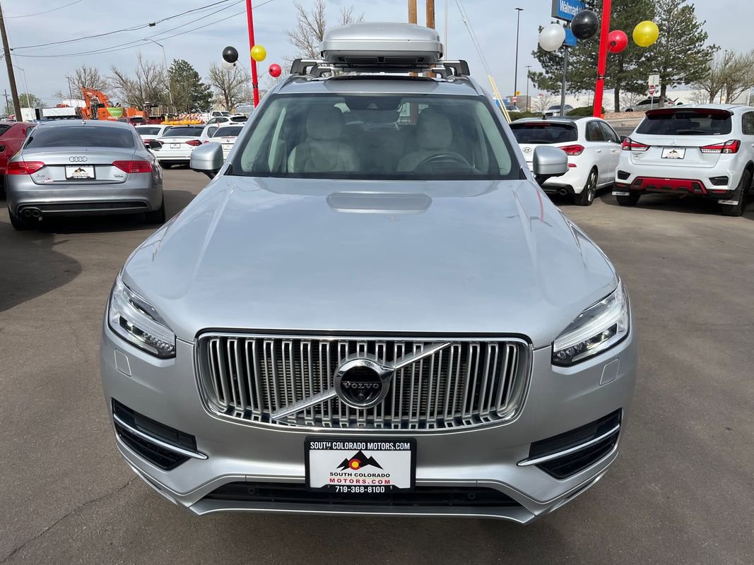 Used 2017 Volvo XC90 T8 Inscription w/ Luxury Package AWD/4WD image 2