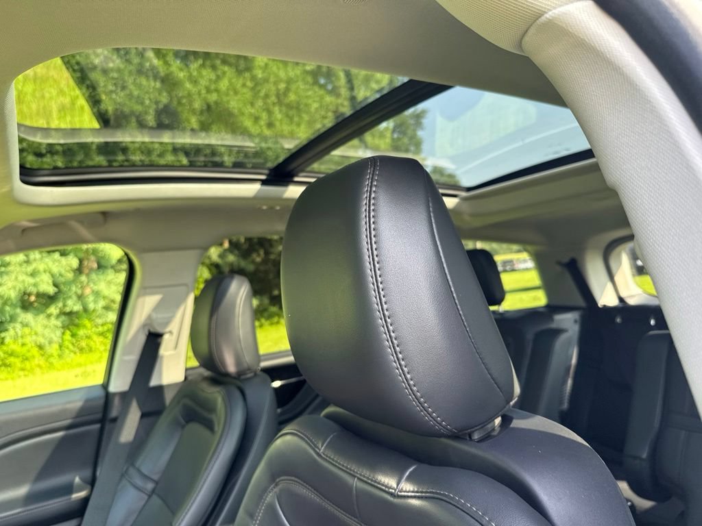 Used 2025 Lincoln Aviator Reserve AWD/4WD image 11