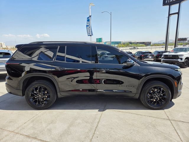 Certified 2025 Chevrolet Traverse LT w/ Midnight/Sport Edition FWD image 7