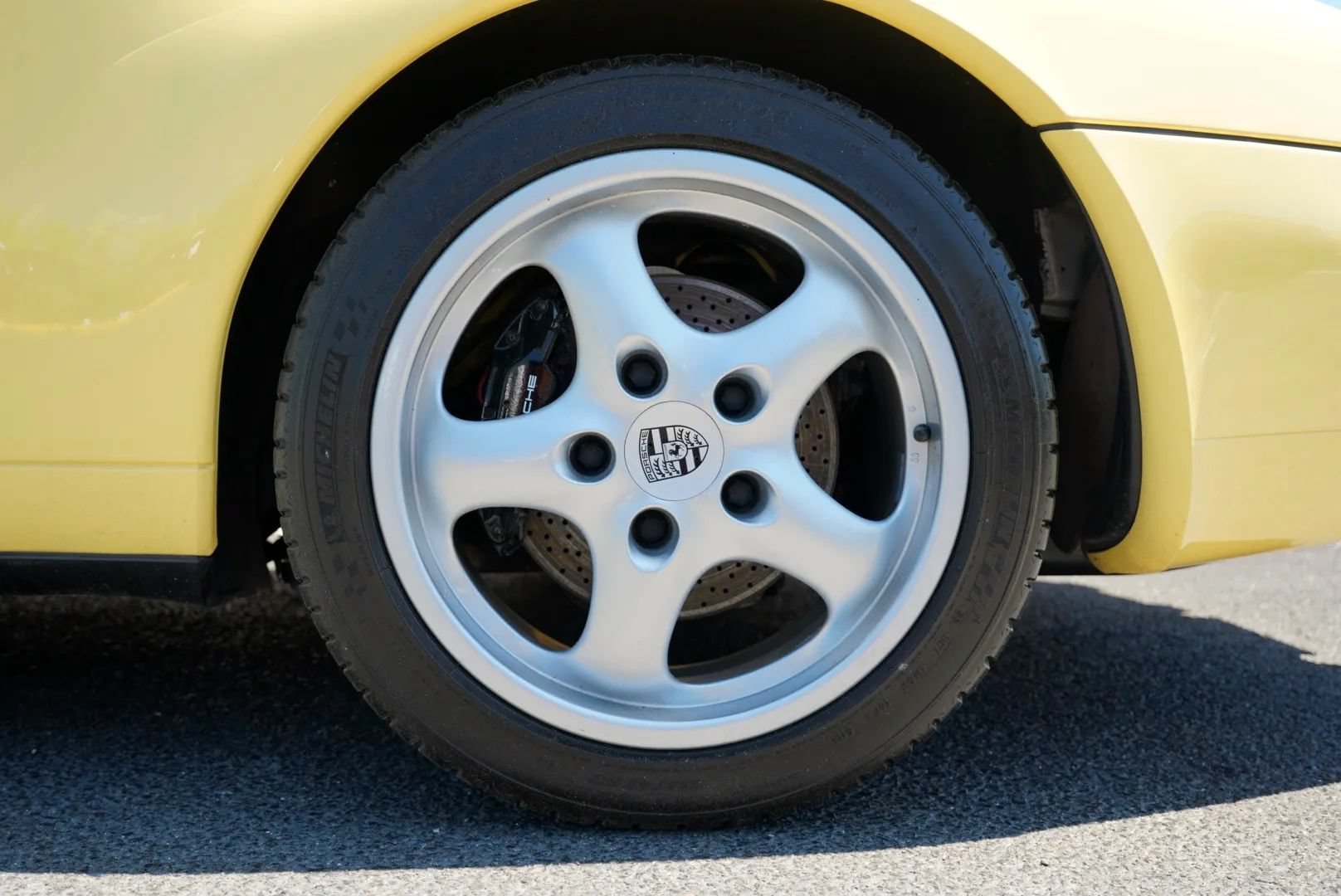 Used 1997 Porsche 911 Carrera RWD image 26