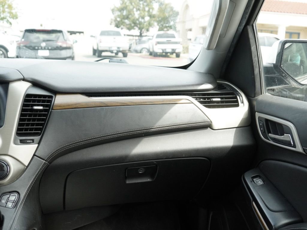 Used 2019 GMC Yukon XL Denali AWD/4WD image 22