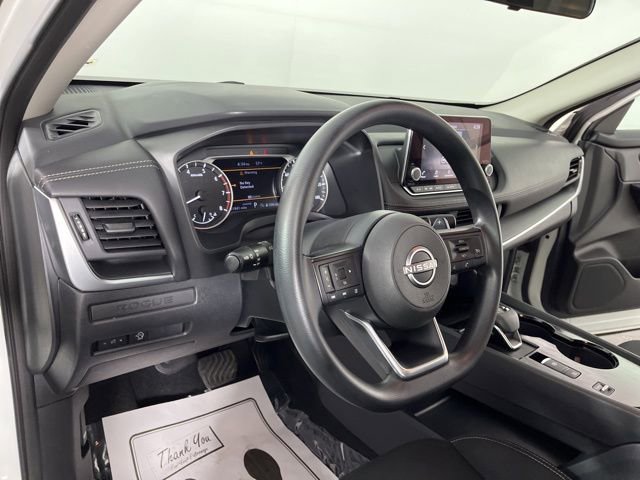 Used 2024 Nissan Rogue S image 19