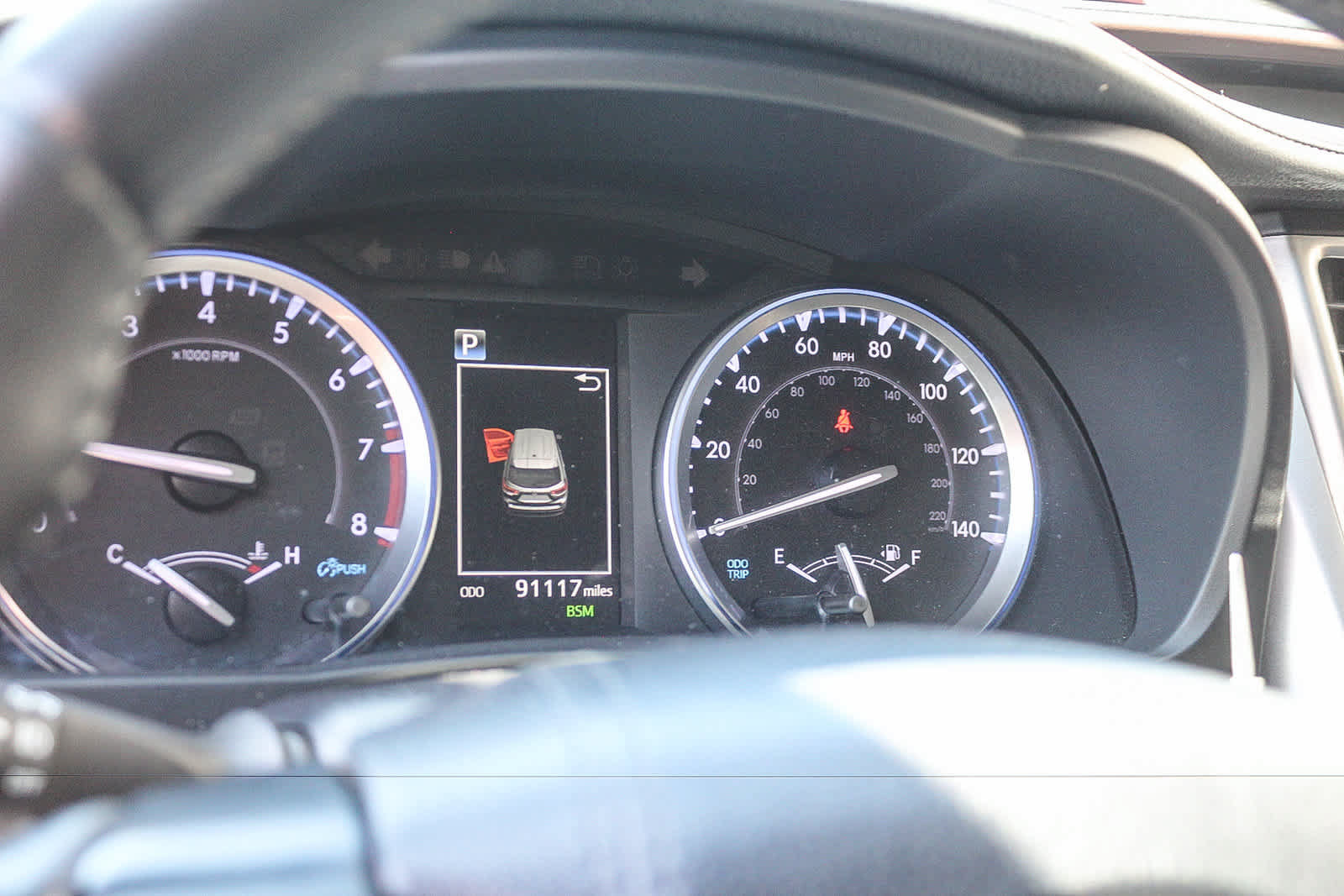 Used 2019 Toyota Highlander XLE FWD image 28