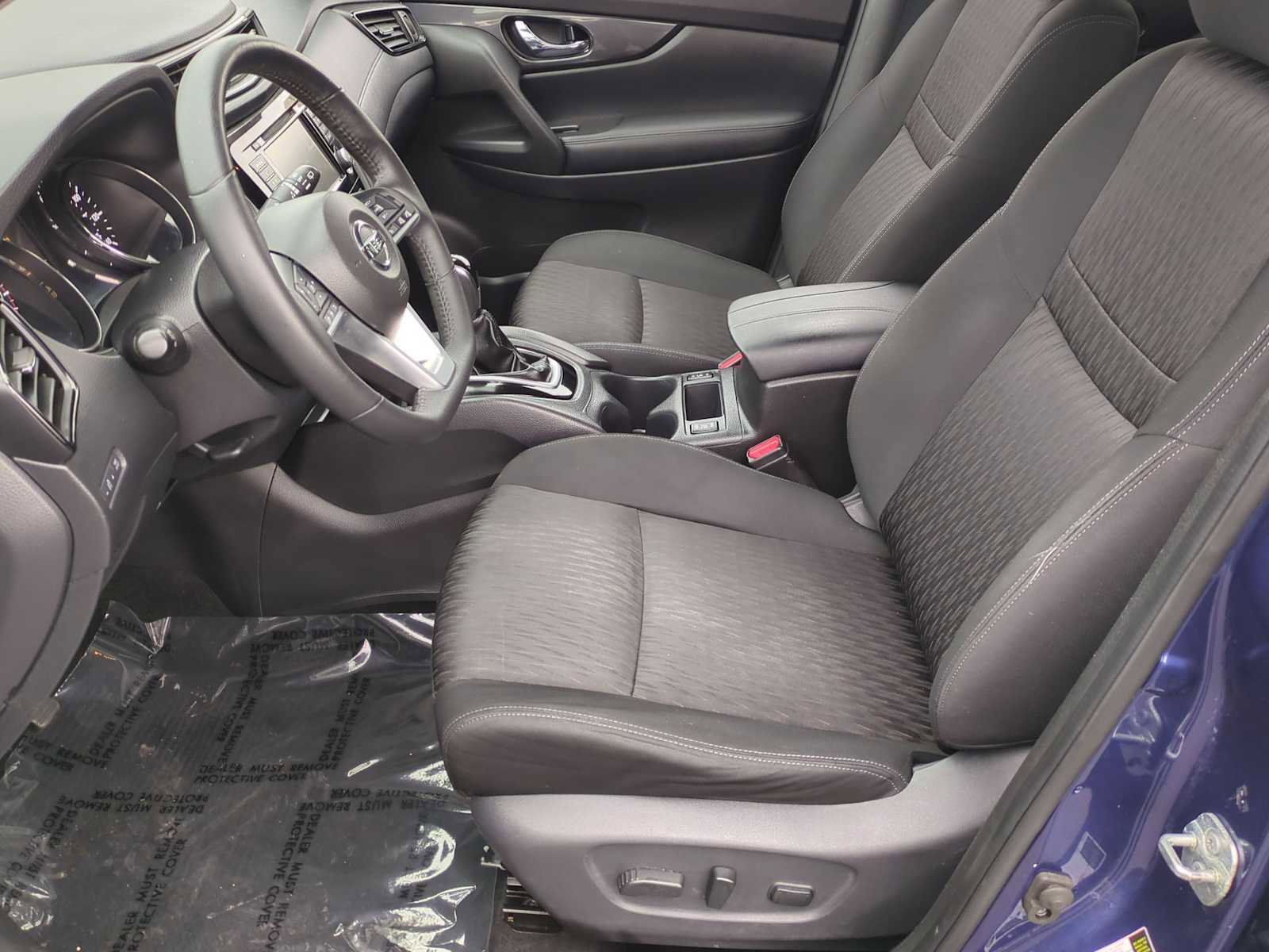 Used 2019 Nissan Rogue SV FWD image 15