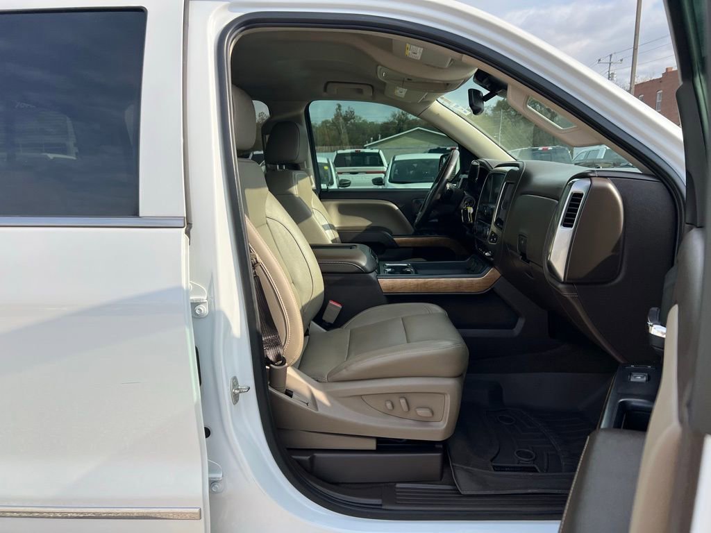 Used 2018 Chevrolet Silverado 1500 LTZ w/ Sport Package image 22