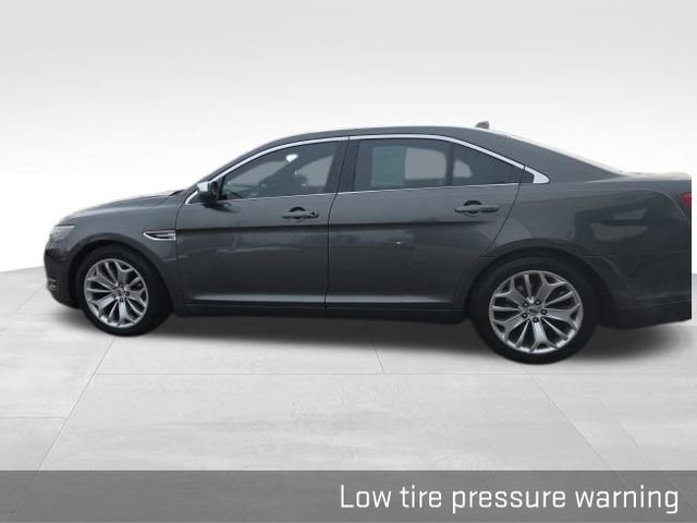 Used 2017 Ford Taurus Limited image 17