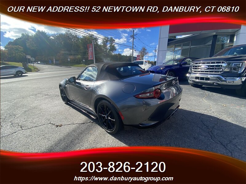Used 2021 MAZDA MX-5 Miata Club RWD image 8