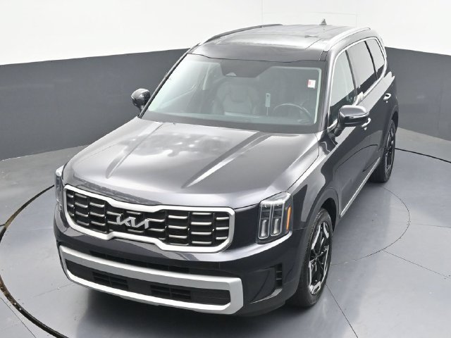 Used 2025 Kia Telluride S FWD image 40