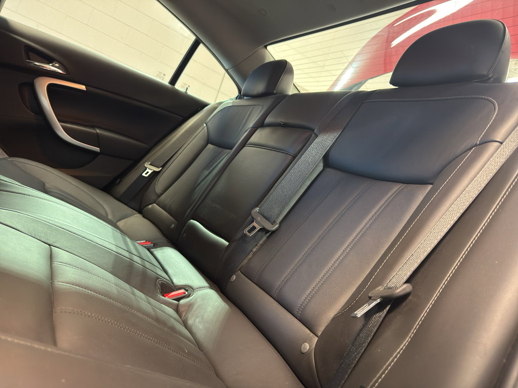 Used 2016 Buick Regal Premium FWD image 29