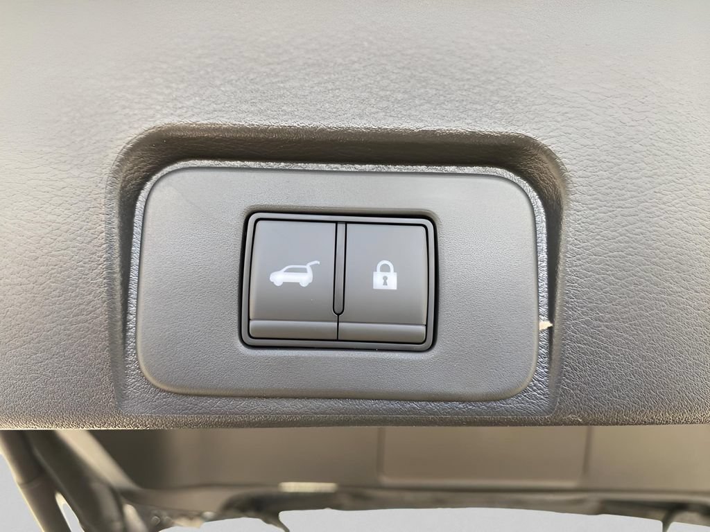 New 2026 Nissan Rogue SV AWD/4WD image 19
