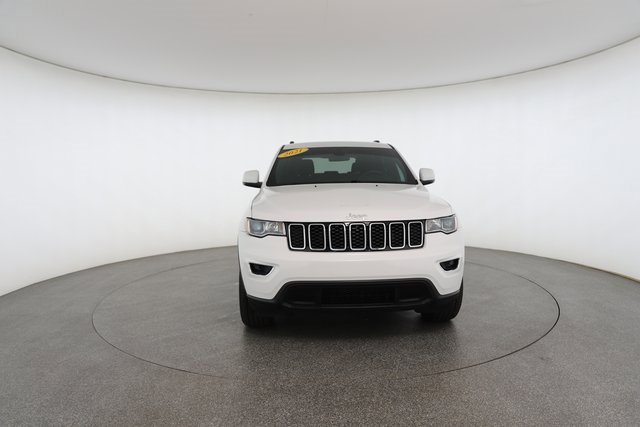 Used 2021 Jeep Grand Cherokee Laredo image 30