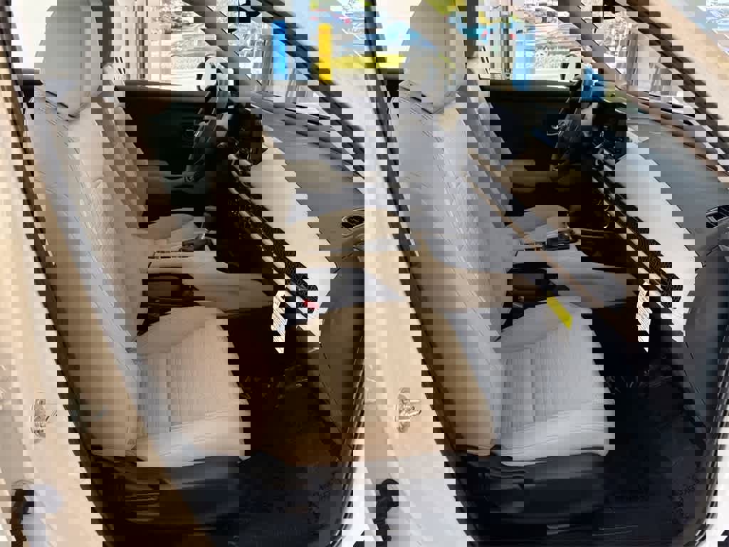 Certified 2025 Honda HR-V LX image 22