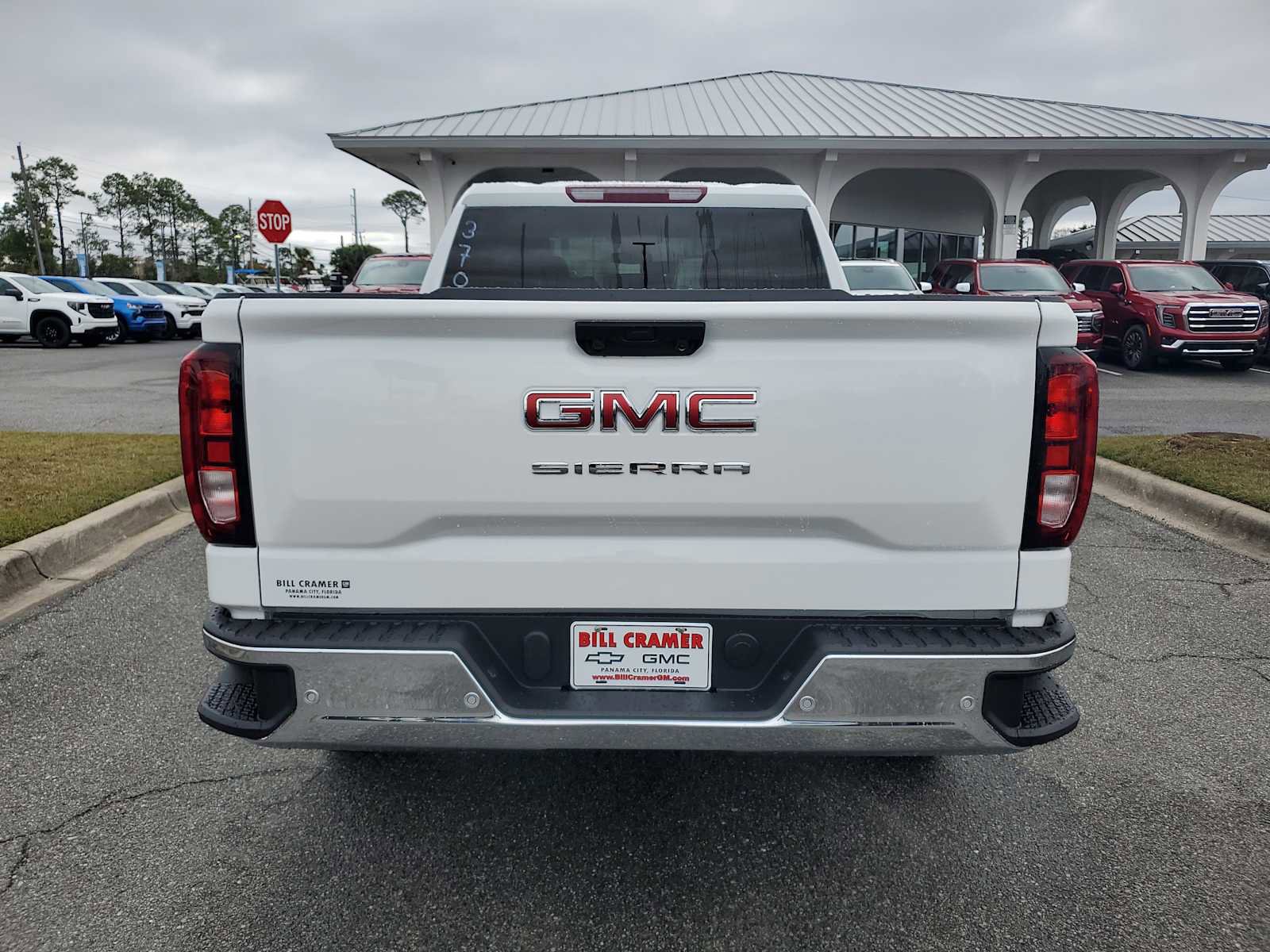 New 2026 GMC Sierra 1500 Pro w/ Convenience Package image 4