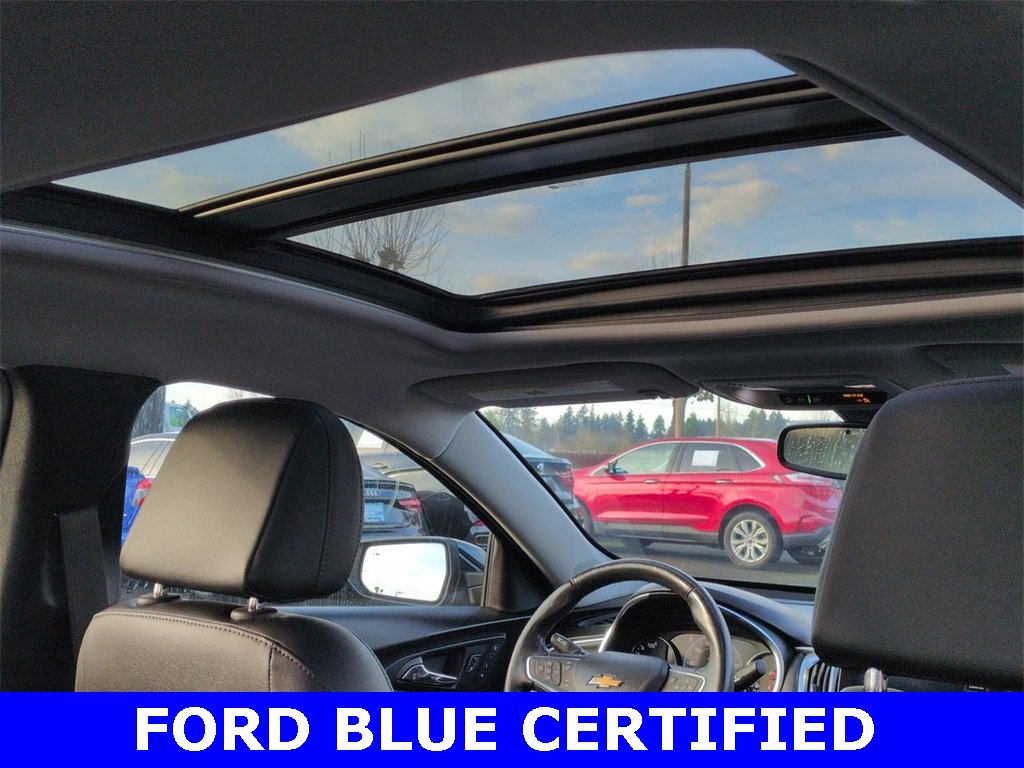 Used 2020 Chevrolet Malibu Premier image 30