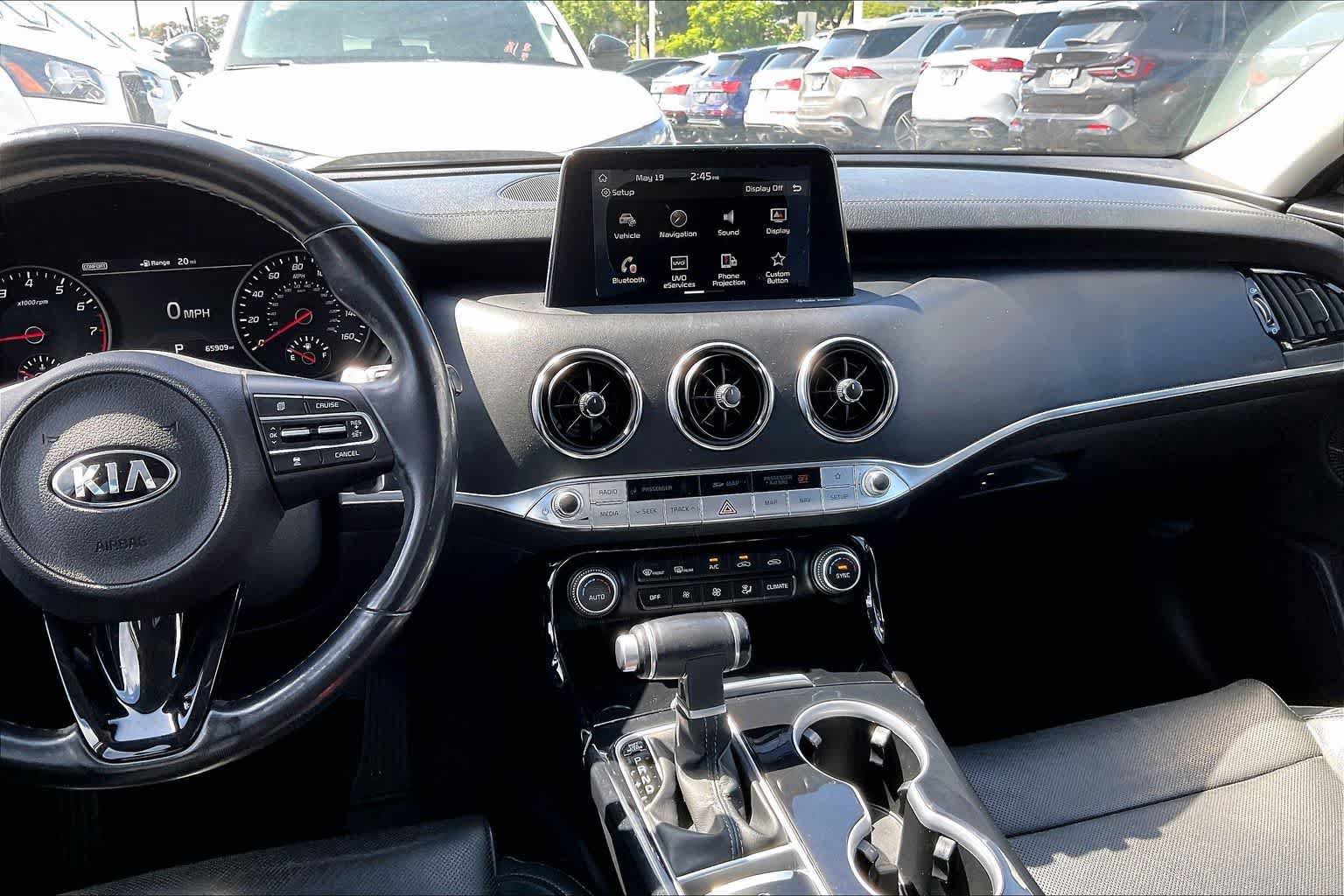 Used 2018 Kia Stinger Premium RWD image 15