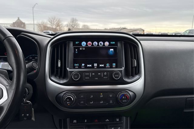 Used 2018 Chevrolet Colorado LT w/ Redline Special Edition image 13