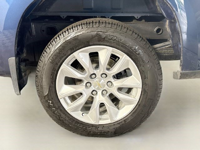 Used 2022 Chevrolet Silverado 1500 Custom w/ Safety Confidence Package RWD image 35