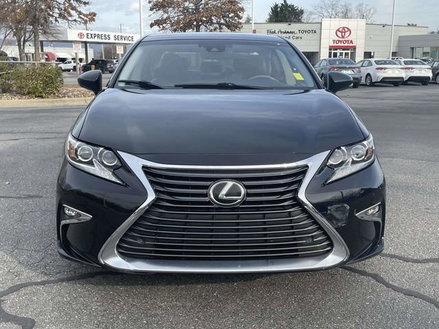 Used 2016 Lexus ES 350 w/ Ultra Luxury Package image 8