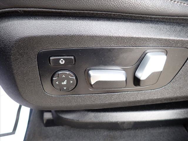 Used 2022 BMW X7 xDrive40i w/ M Sport Package image 17