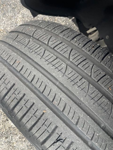 Used 2023 Jeep Grand Cherokee Limited w/ Black Appearance Package image 44