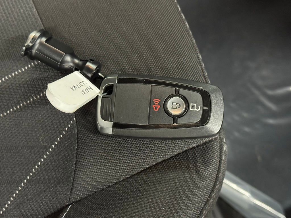 Used 2020 Ford EcoSport SE image 41