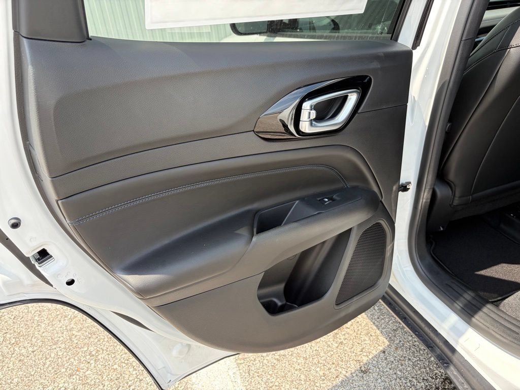 New 2026 Jeep Compass Latitude AWD/4WD image 12