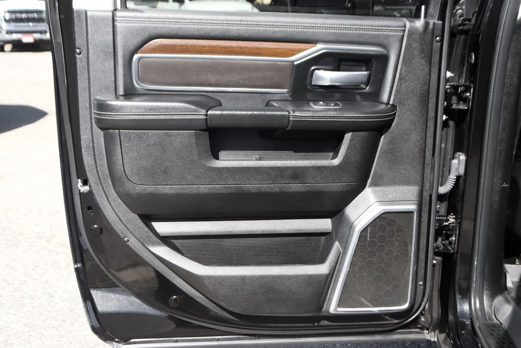 Used 2023 RAM 2500 Laramie AWD/4WD image 33