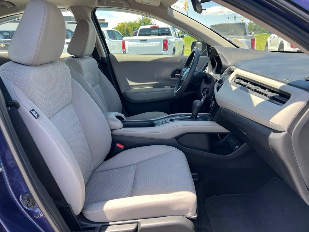Used 2017 Honda HR-V LX image 15