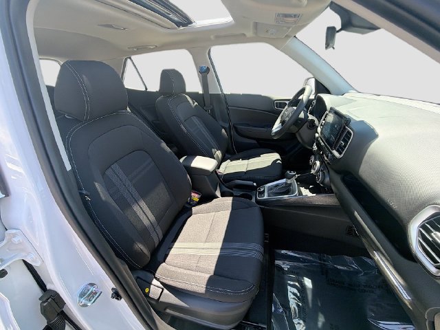 New 2026 Hyundai Venue SEL FWD image 27
