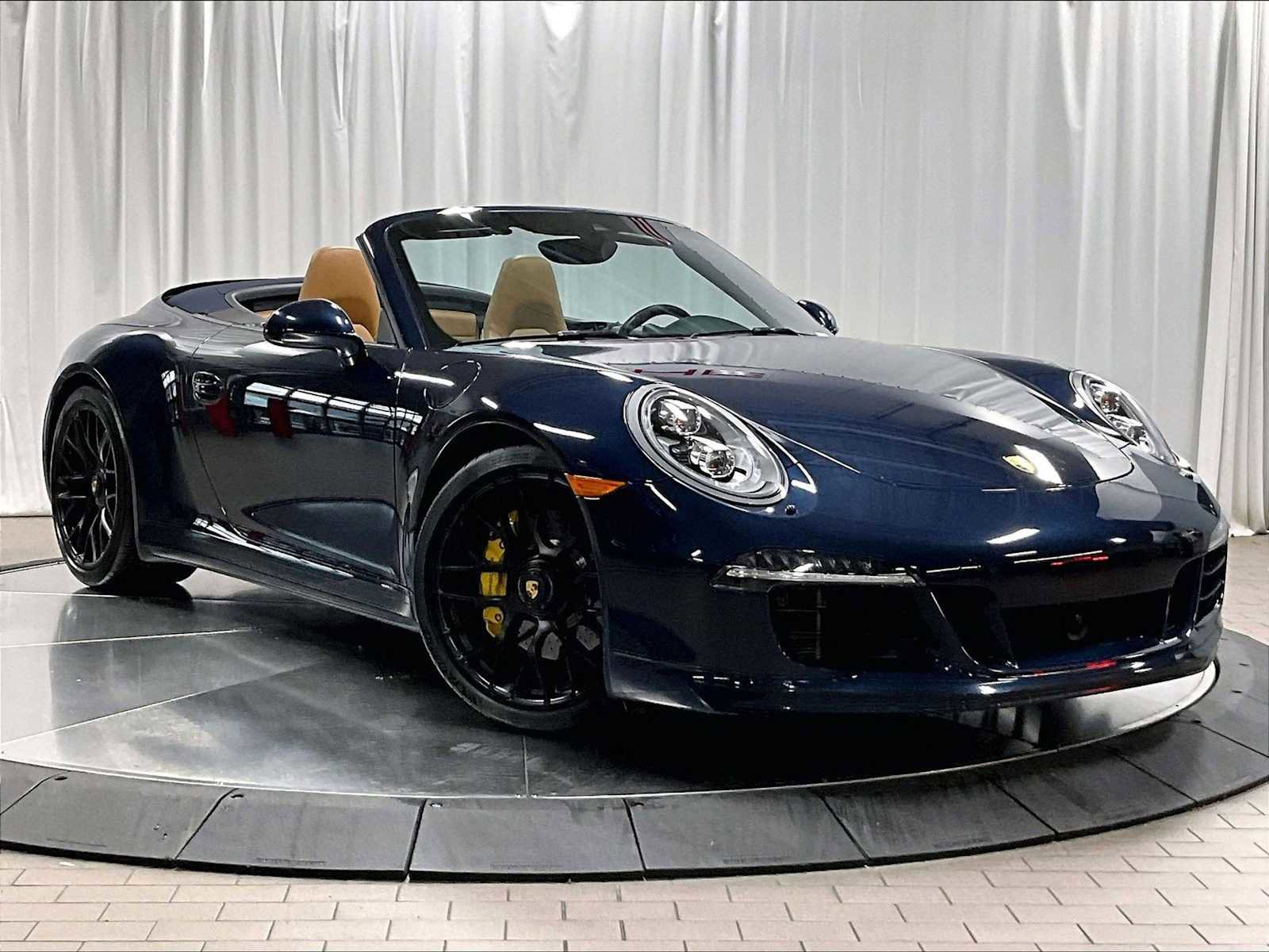 Used 2015 Porsche 911 Carrera 4 GTS AWD/4WD image 11
