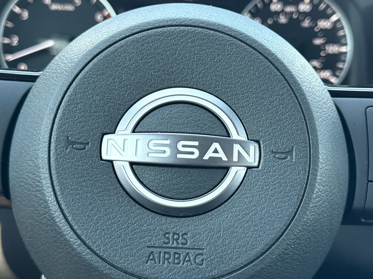 Used 2023 Nissan Rogue SV AWD/4WD image 29