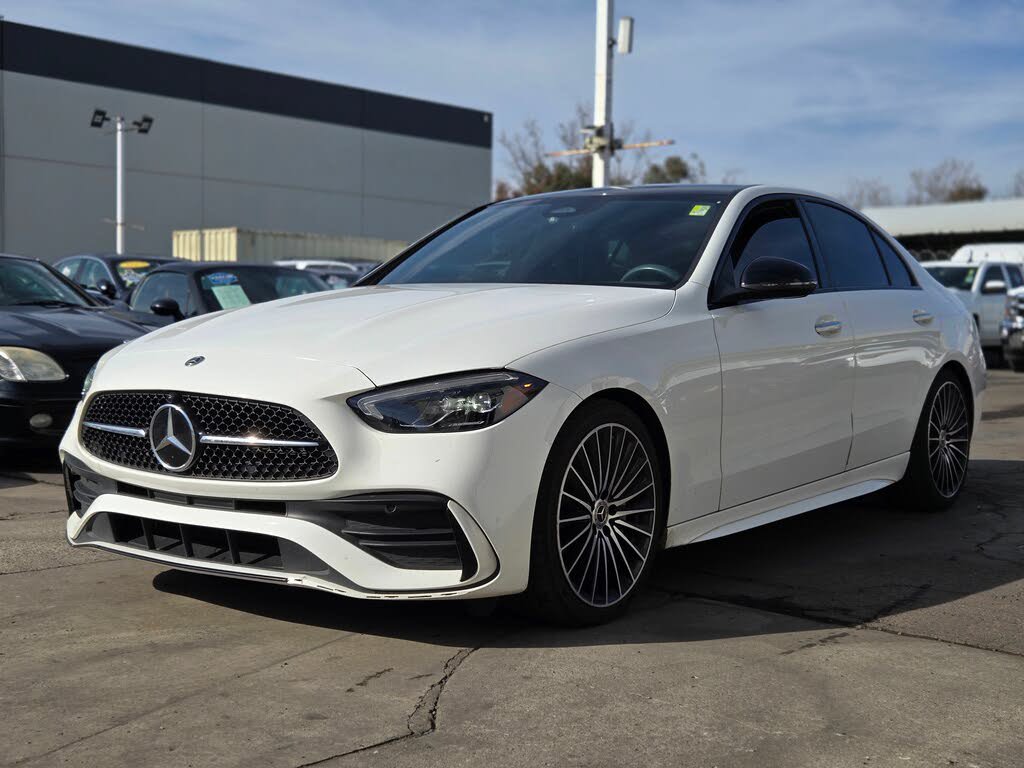 Used 2022 Mercedes-Benz C 300 Sedan image 3