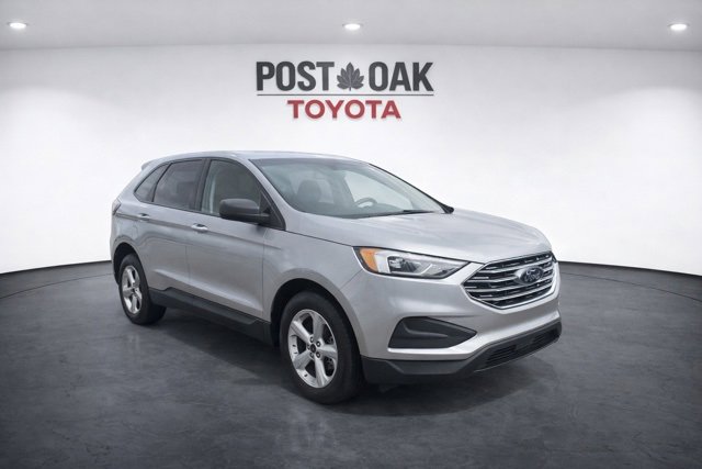 Used 2020 Ford Edge SE image 1