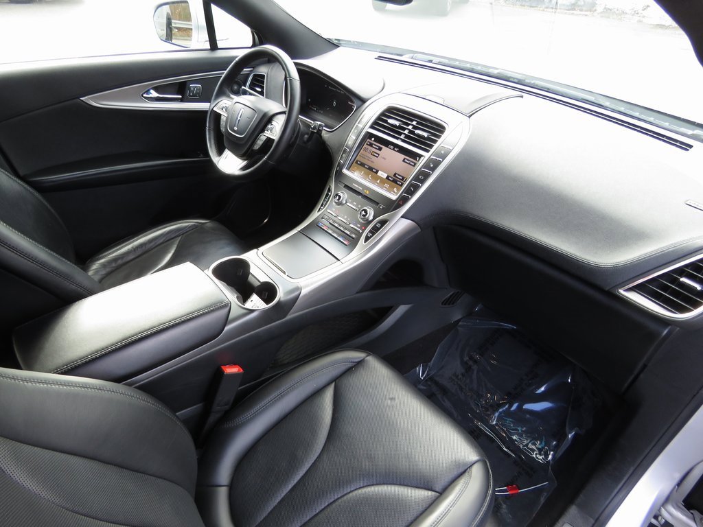 Used 2019 Lincoln Nautilus Reserve image 14