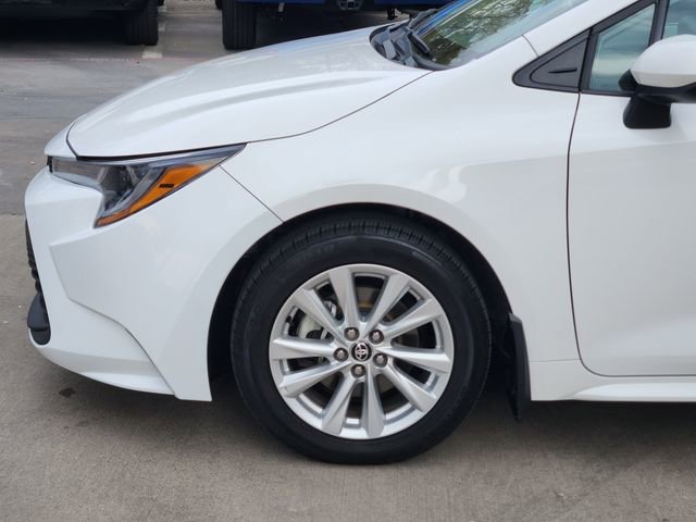 Used 2023 Toyota Corolla LE w/ LE Convenience Package image 8