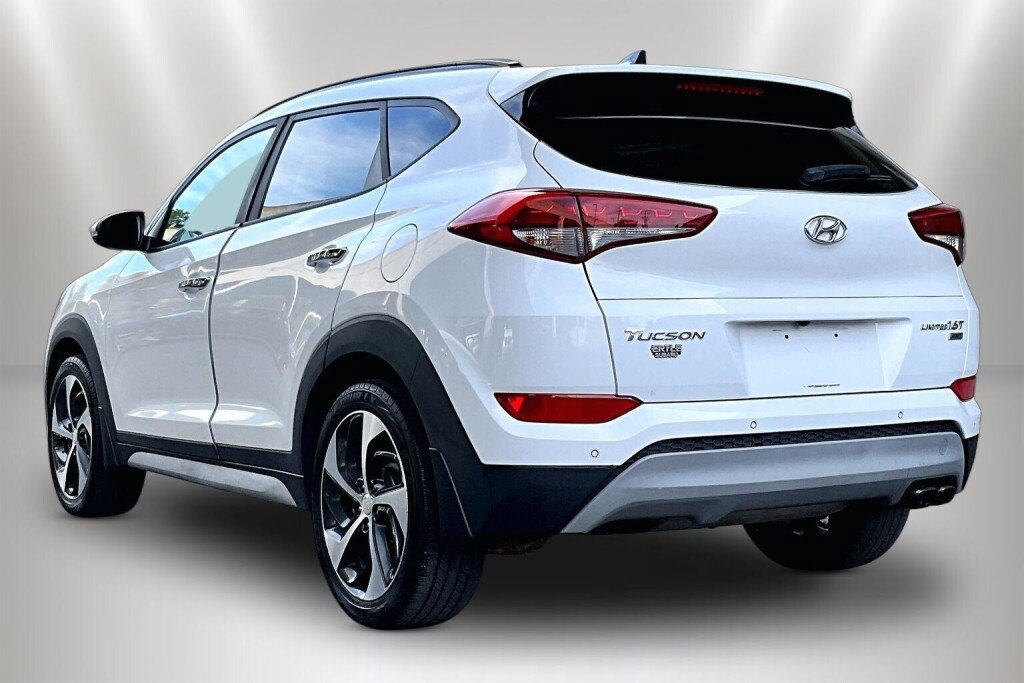 Used 2018 Hyundai Tucson Limited w/ Ultimate Package 02 AWD/4WD image 4