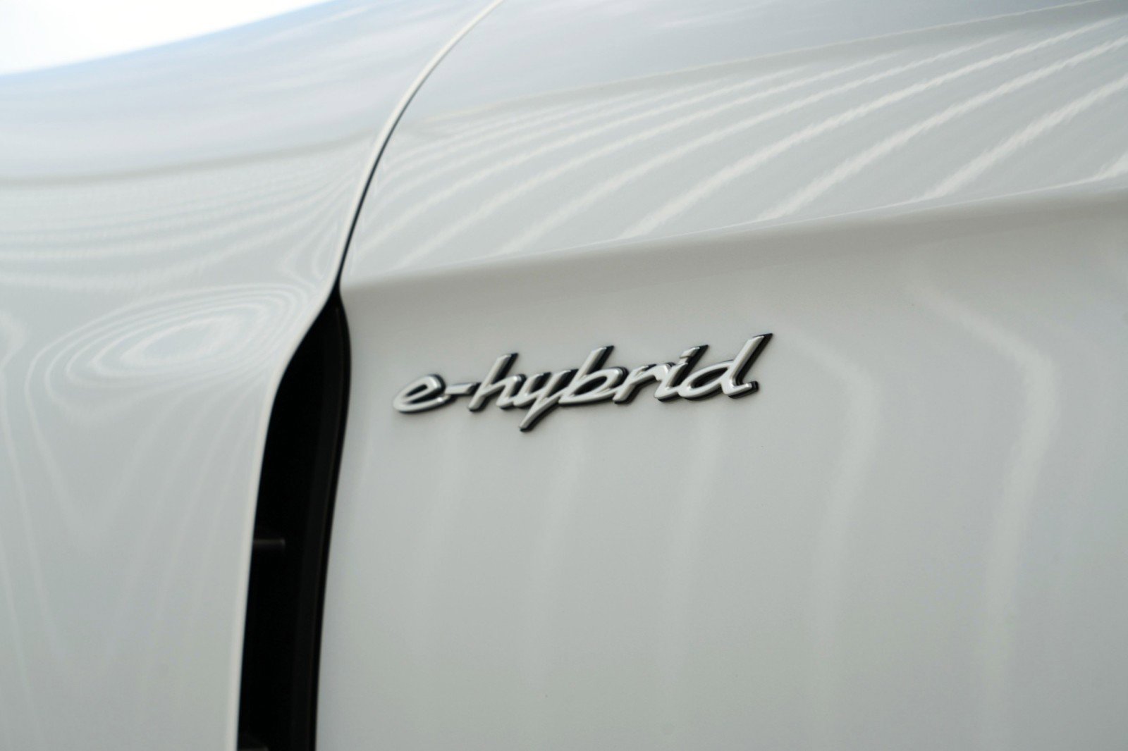 Used 2025 Porsche Panamera 4 w/ Premium Package image 66