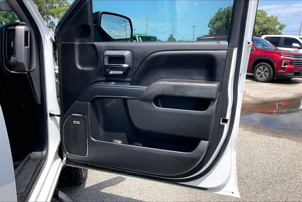Used 2017 GMC Sierra 1500 SLT w/ All Terrain X Package AWD/4WD image 29