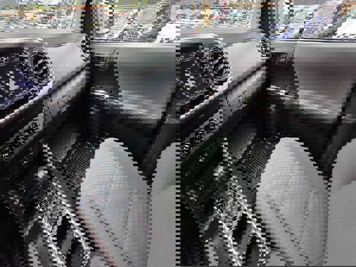 Used 2020 Toyota Tacoma SR5 image 47