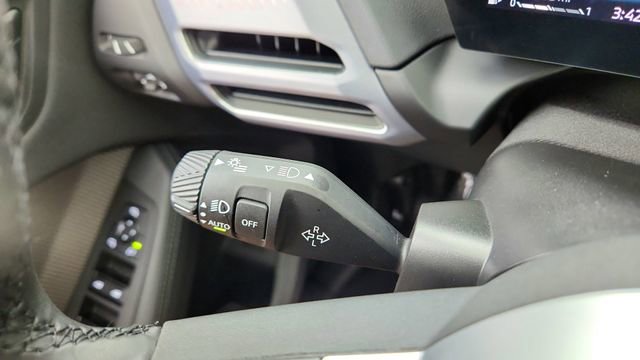 Used 2026 BMW 228i image 40