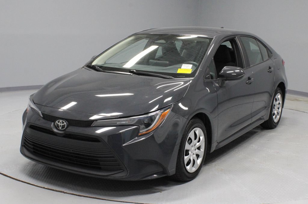 Used 2024 Toyota Corolla LE FWD image 7