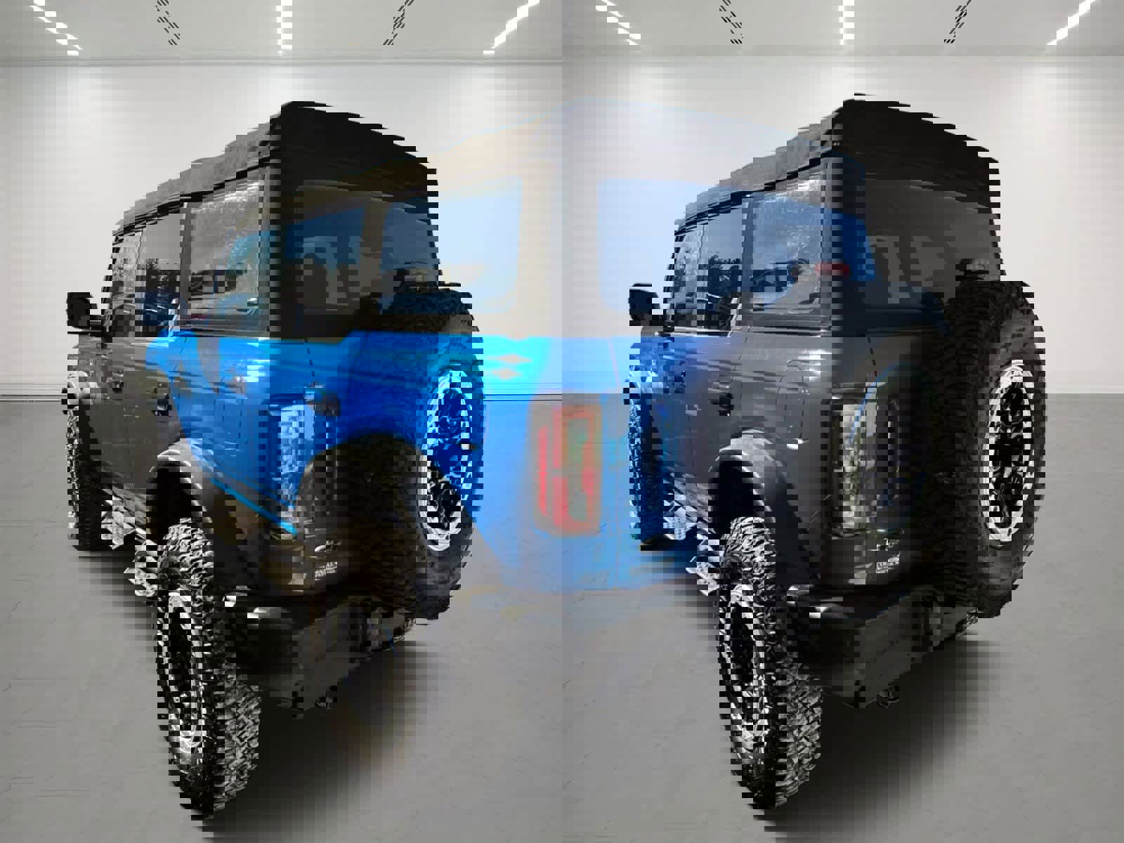 Used 2022 Ford Bronco Outer Banks w/ Sasquatch Package image 2