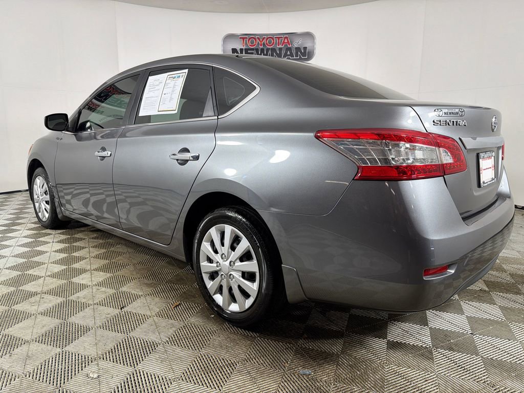 Used 2015 Nissan Sentra S image 5