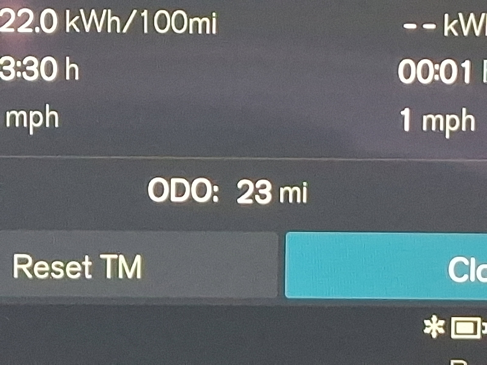Certified 2023 Volvo C40 P8 Recharge Ultimate image 19