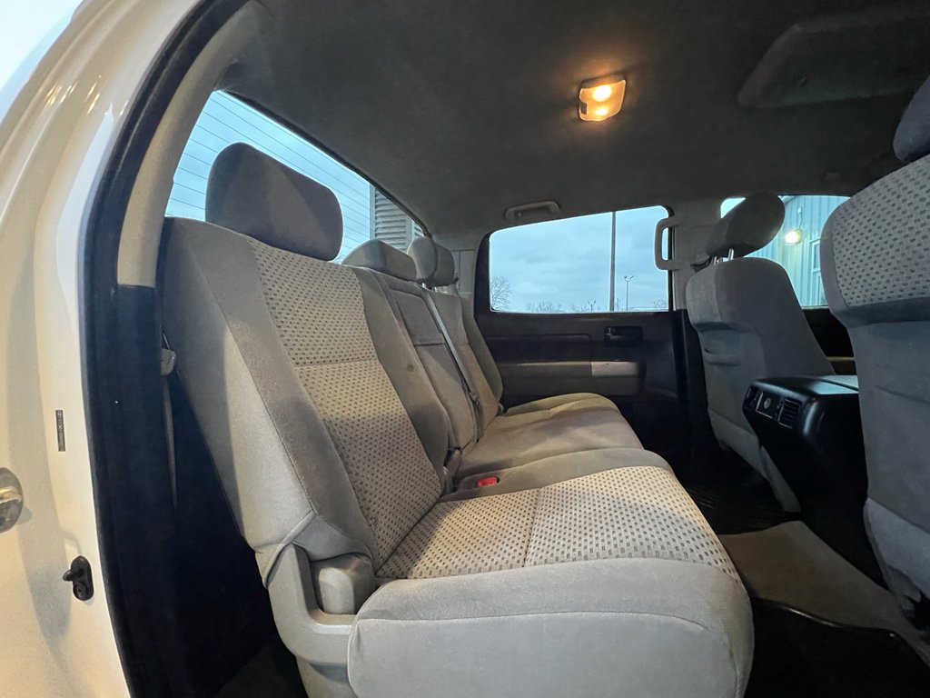 Used 2009 Toyota Tundra 4x4 CrewMax image 18