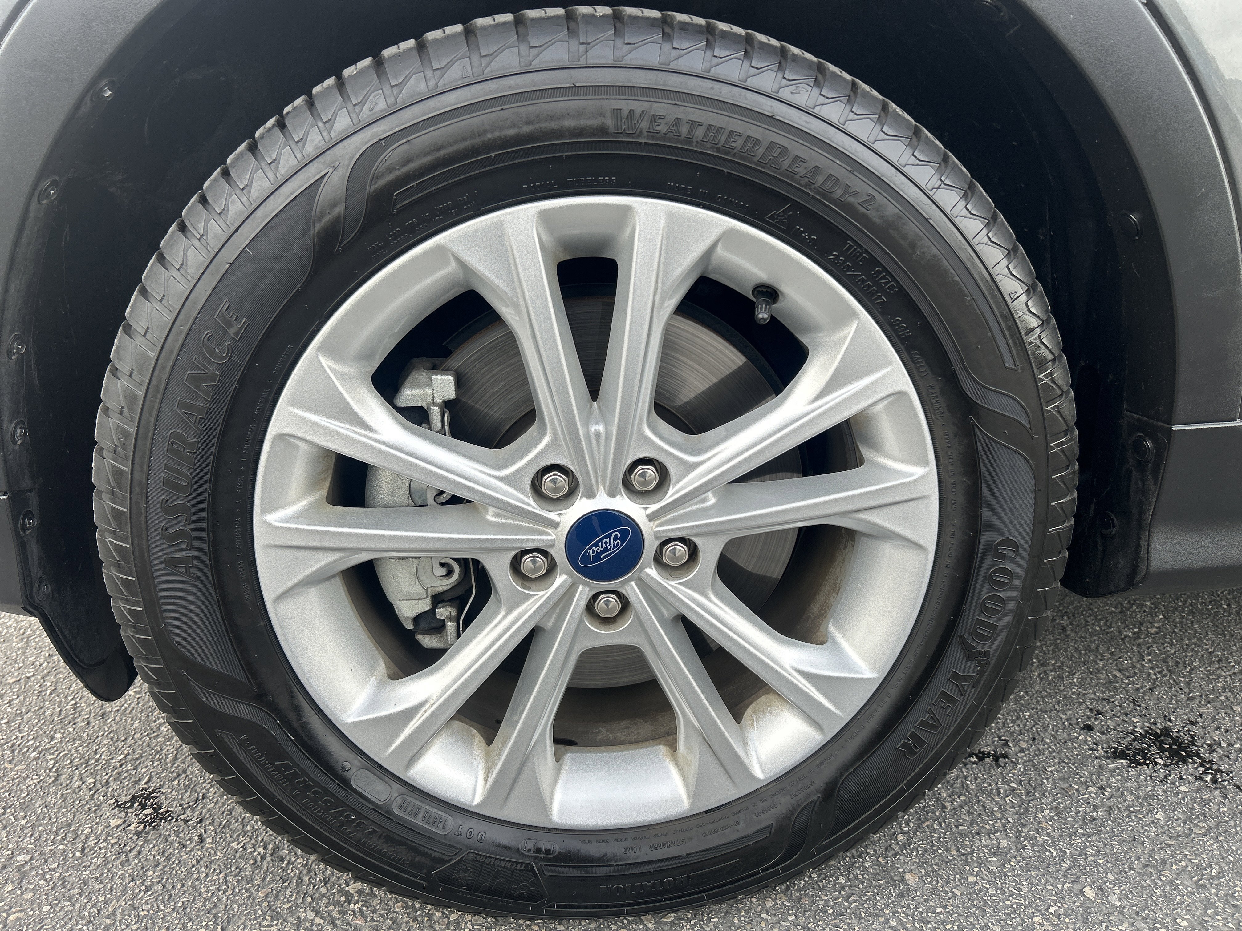 Used 2019 Ford Escape SEL AWD/4WD image 14