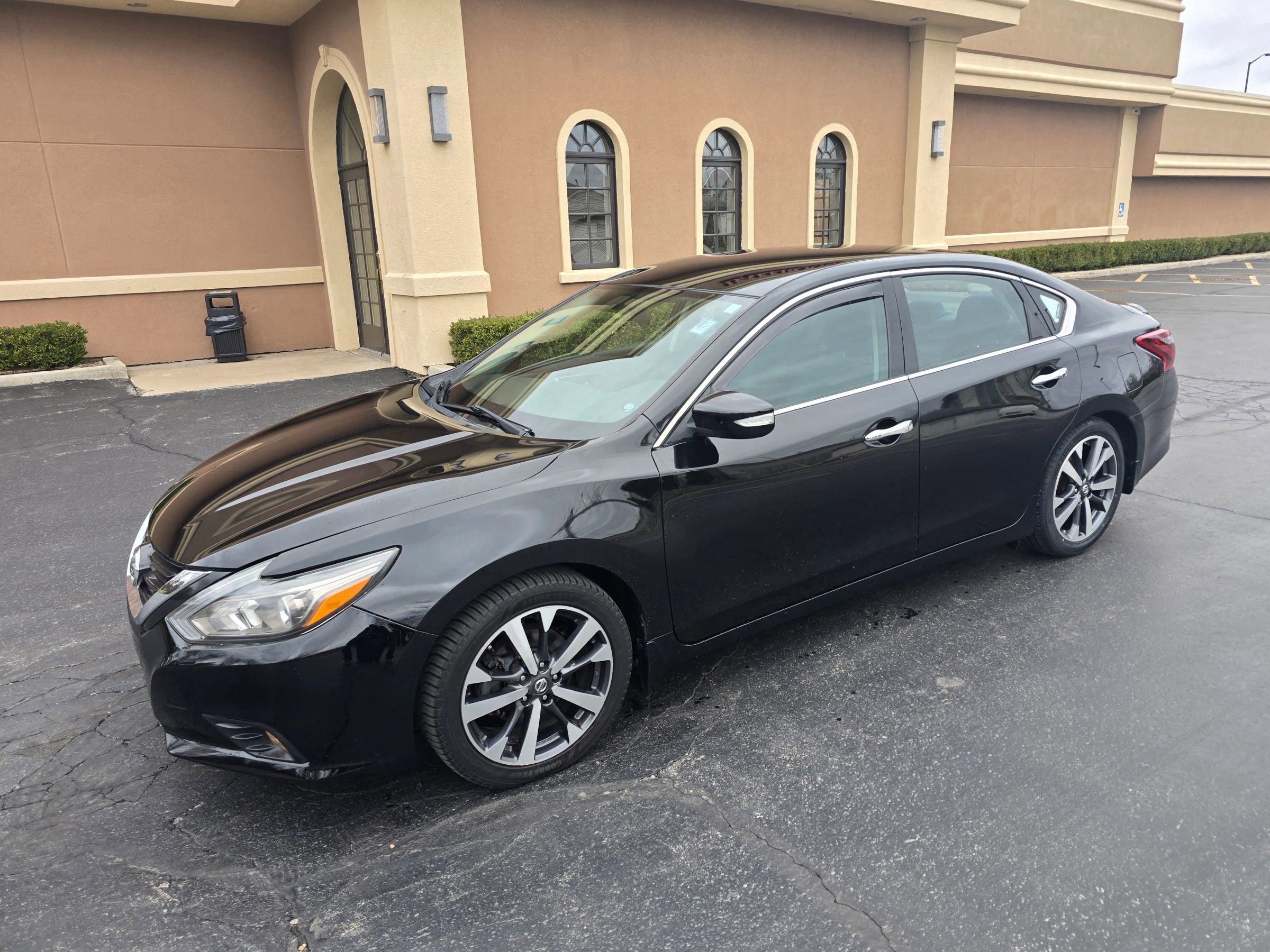 Used 2017 Nissan Altima 2.5 SR image 5